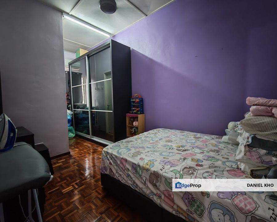 Fully renovated  Kemuning Greeville  near by Econsave Kota Kemuning, Selangor, Shah Alam