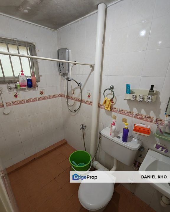 Fully renovated  Kemuning Greeville  near by Econsave Kota Kemuning, Selangor, Shah Alam