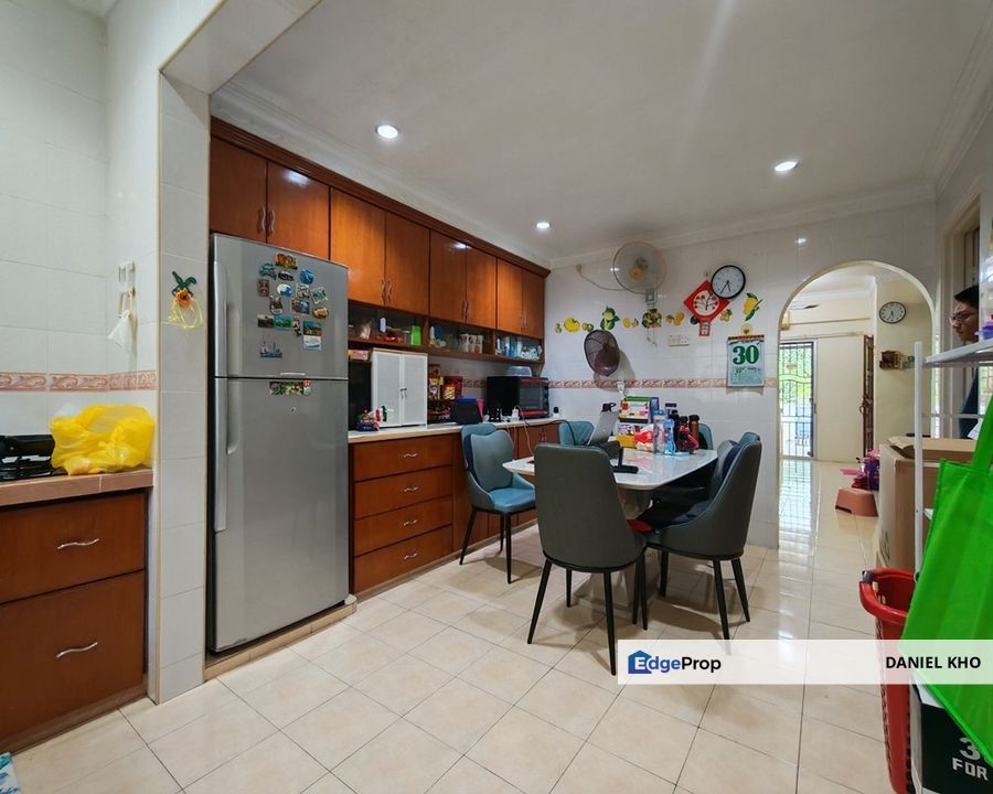 Fully renovated  Kemuning Greeville  near by Econsave Kota Kemuning, Selangor, Shah Alam