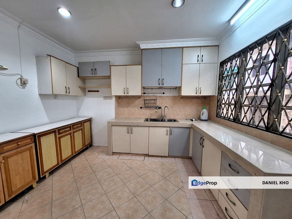 Corner lot 2 sty house Damai Budi Alam Damai , Kuala Lumpur, Cheras