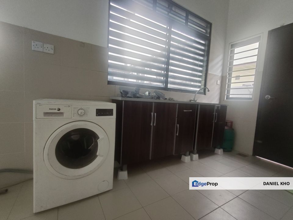 End lot 2 sty house near by Setia City Mall , Selangor, Klang