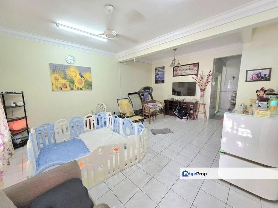 Renovated 2 sty house 22 x 82 , Selangor, Shah Alam