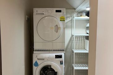 Petalz Residences (Residensi Rimbunan)