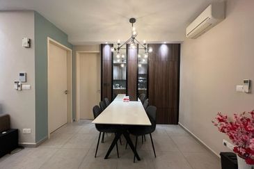 Petalz Residences (Residensi Rimbunan)