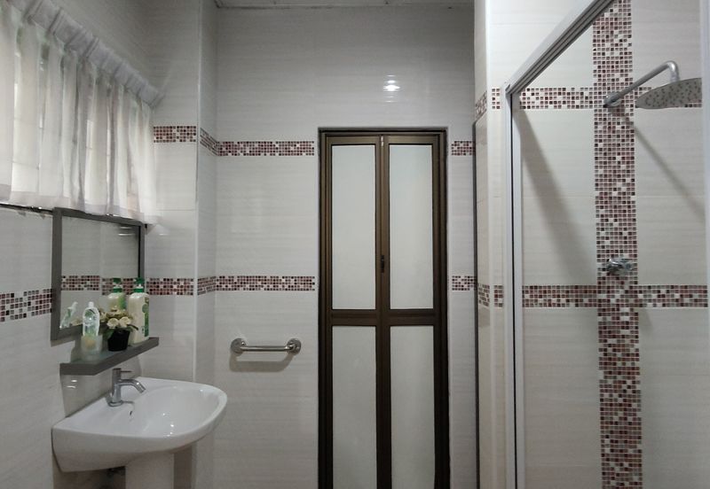 Seksyen 2, Shah Alam