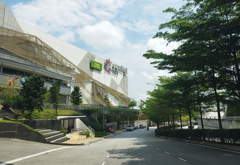 I Residence @ I City