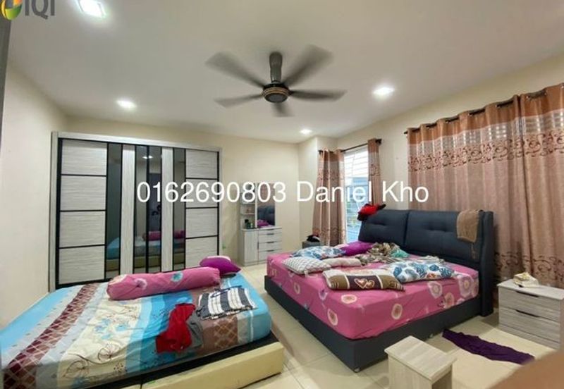 Rosa Sri Jaromas Jenjarom