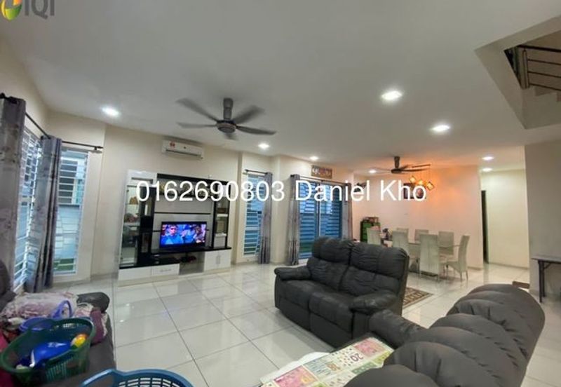 Rosa Sri Jaromas Jenjarom