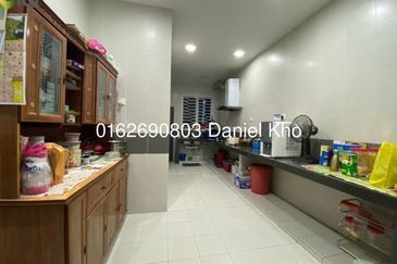 Rosa Sri Jaromas Jenjarom