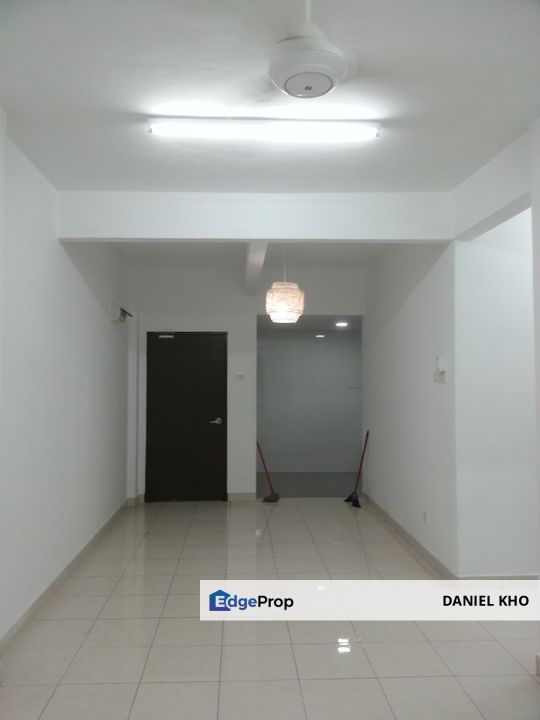 Ground floor Orchis Apartment Bandar Parklands Klang, Selangor, Klang