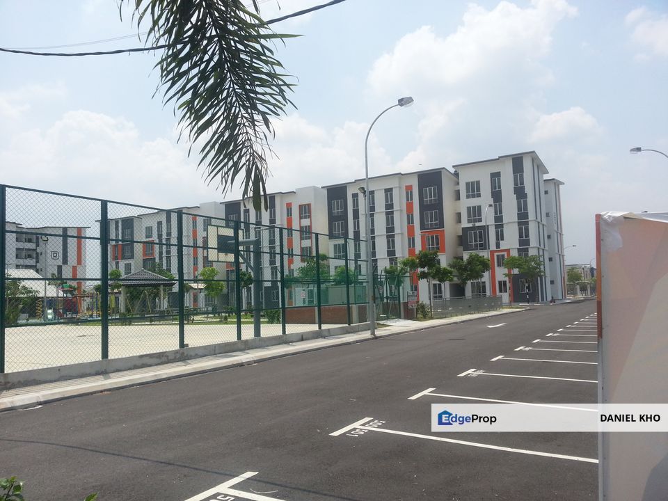 Ground floor Orchis Apartment Bandar Parklands Klang, Selangor, Klang