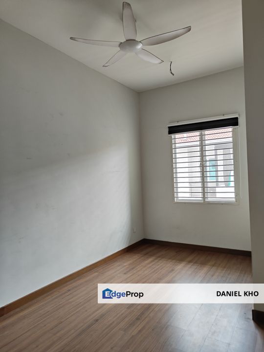 2 storey Kota Bayuemas Klang 22 x 80  Guarded & Gated area, Selangor, Klang
