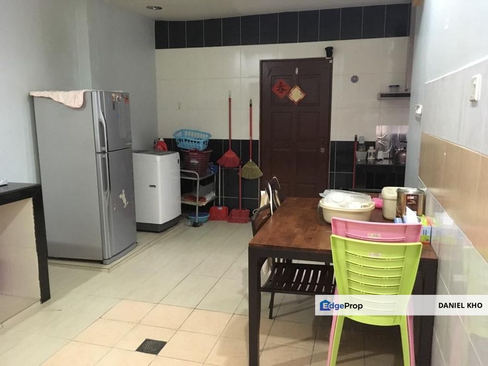 1.5 storey house Renovated & keep well house, Selangor, Klang