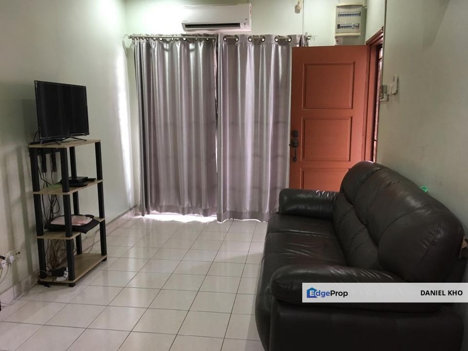 1.5 storey house Renovated & keep well house, Selangor, Klang