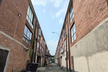 Rawspace Business Park, Taman Sentosa