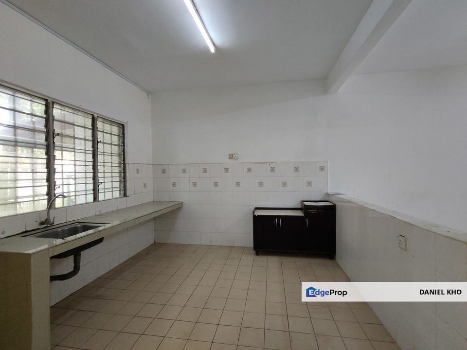 Ground floor Bukit Rimau Kota Kemuning 24 x 90 , Selangor, Shah Alam