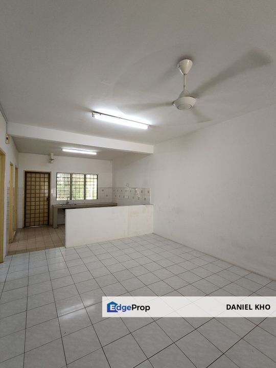 Ground floor Bukit Rimau Kota Kemuning 24 x 90 , Selangor, Shah Alam