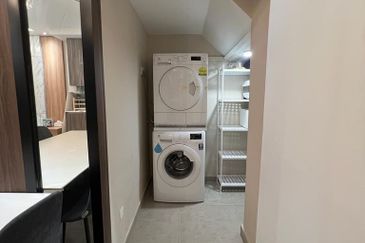 Petalz Residences (Residensi Rimbunan)