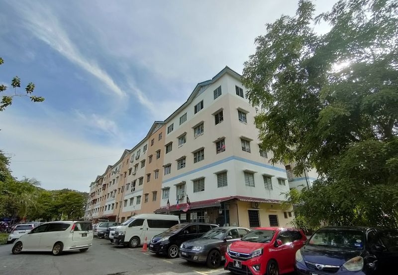 Bukit Tinggi 2 Apartment