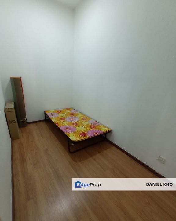 Fully renovated Townhouse Taman Tasik Puchong, Selangor, Puchong