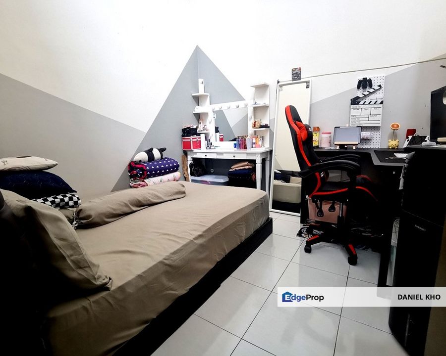 Kristal 2 Bandar Putera Klang 2 Jalan Kebun , Selangor, Klang