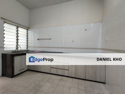 Installment RM 3000 5 bedrooms + 3 bathrooms.  high ceiling house , Selangor, Shah Alam