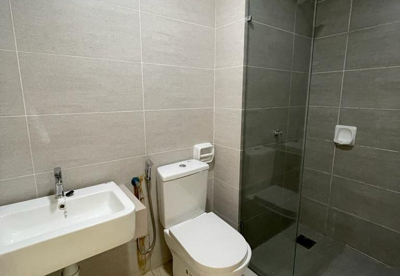 Gravit8 @ Klang South