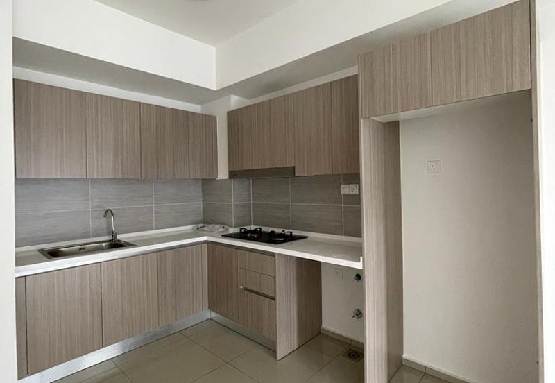 Gravit8 @ Klang South