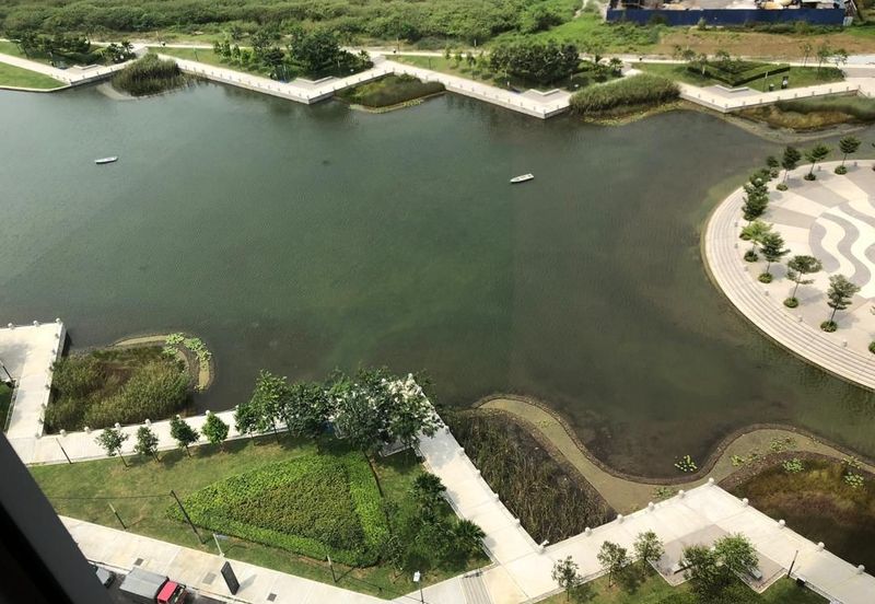 Gravit8 @ Klang South