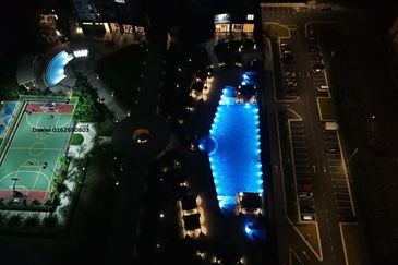 Gravit8 @ Klang South