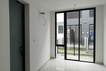 Taman Puchong Legenda