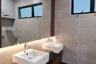 Scarlet @ Bandar Rimbayu