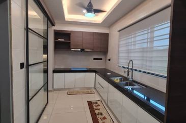 Scarlet @ Bandar Rimbayu