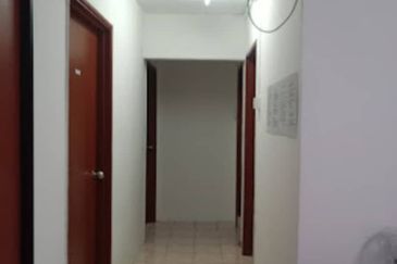 Pangsapuri Damai, Subang Bestari