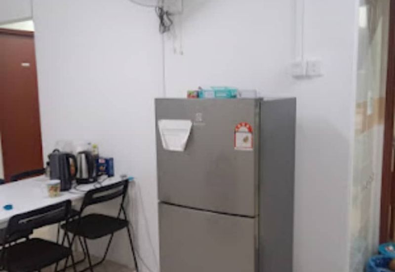 Pangsapuri Damai, Subang Bestari