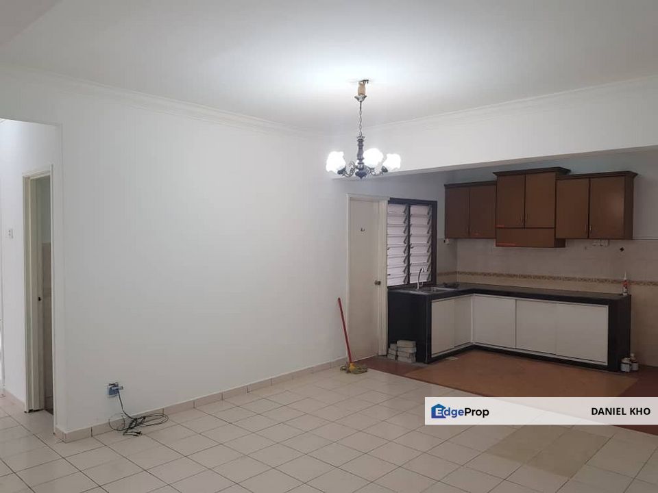 Walking distance to Centro Mall Klang, Selangor, Klang