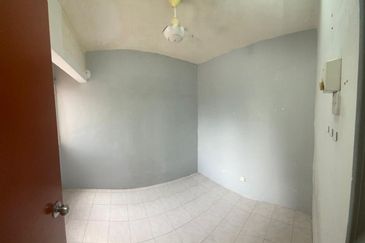 Pangsapuri Damai, Subang Bestari