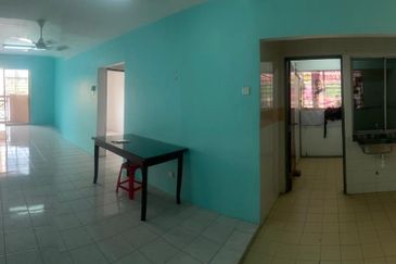 Pangsapuri Damai, Subang Bestari