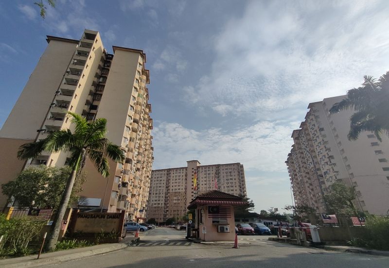 Pangsapuri Damai, Subang Bestari