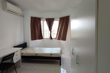 Pangsapuri Damai, Subang Bestari