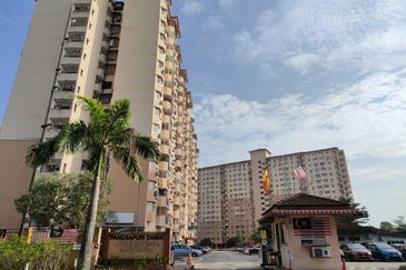 Pangsapuri Damai, Subang Bestari