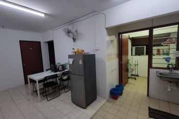 Pangsapuri Damai, Subang Bestari