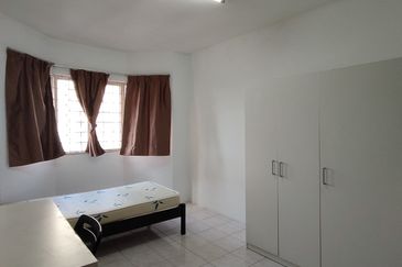 Pangsapuri Damai, Subang Bestari