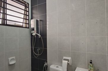 Jalan Kebun Nenas 2B/KS7