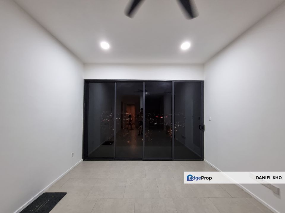 Fully renovated high end Condominium near Chinese Taipei School Bukit Rimau, Selangor, Shah Alam