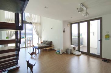 Centrio SoHo @ Pantai Hillpark