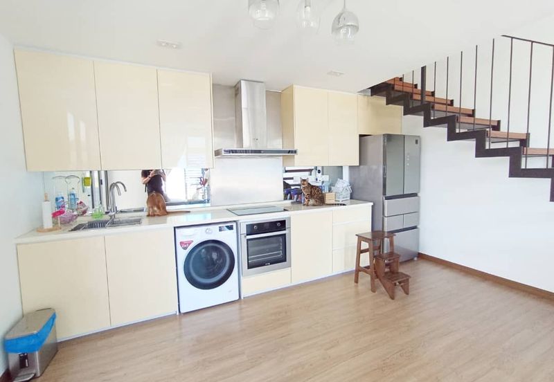 Centrio SoHo @ Pantai Hillpark