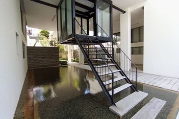 Centrio SoHo @ Pantai Hillpark