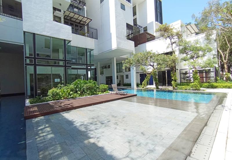 Centrio SoHo @ Pantai Hillpark