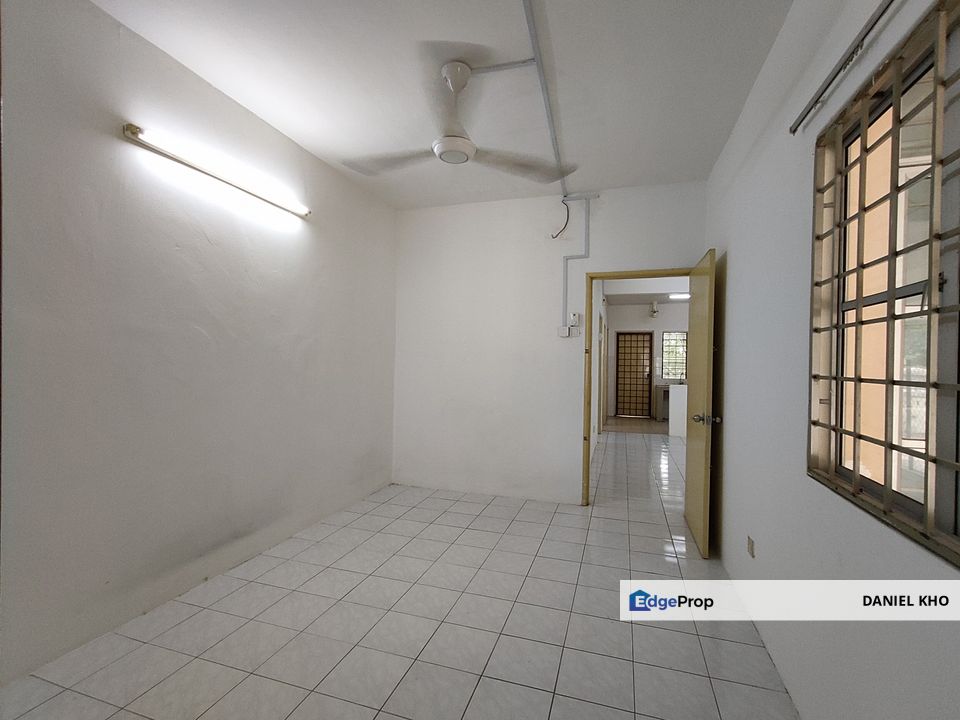 Ground floor town house near by Columbia Hospital , Selangor, Shah Alam